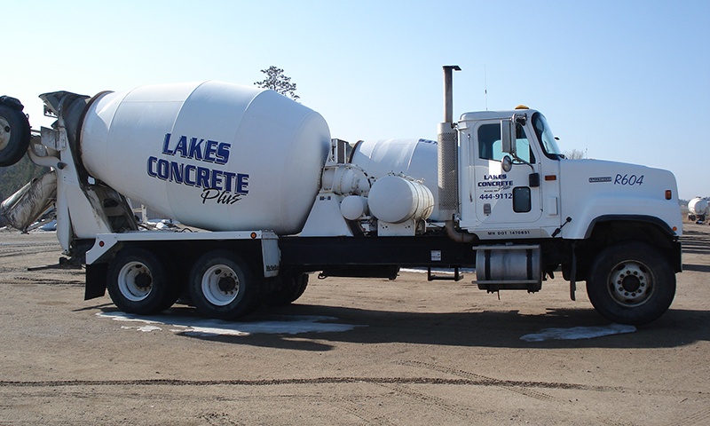 Lakes Concrete plus cement truck